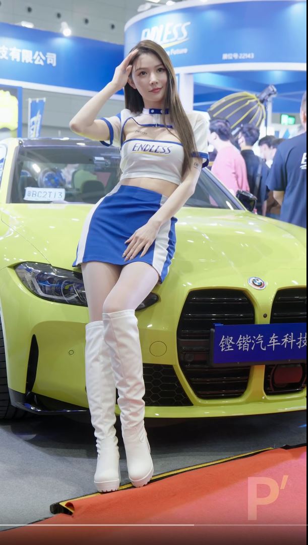 中國  深圳 國際定製改裝 汽車展覽會 賽車模特 美腿